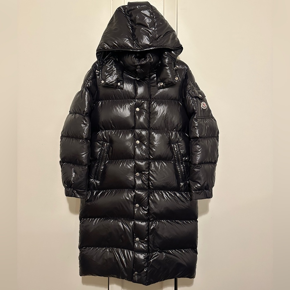 Moncler A/W 19 Hanoverian Giubbotto Parka Down Coat with Patch Logo Sleeve